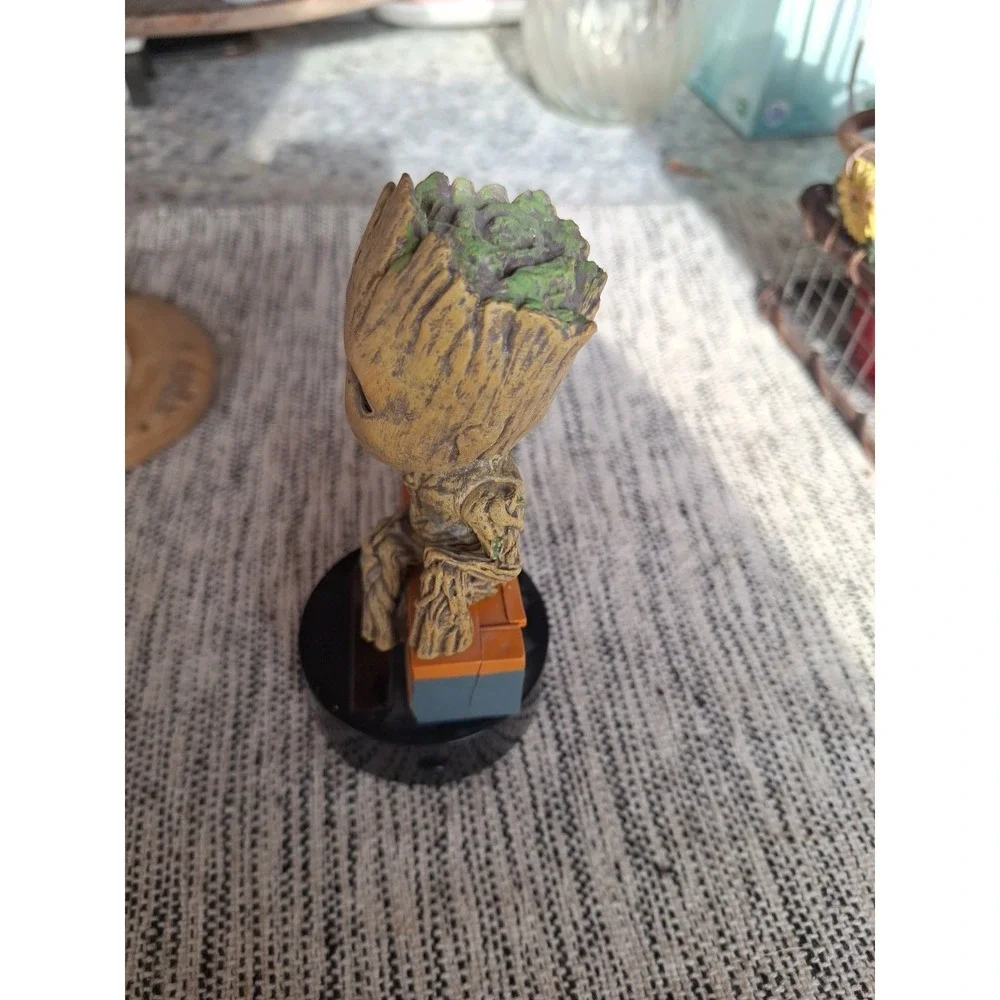 Groot ‎ NECA Infinity Saga Bobblehead used